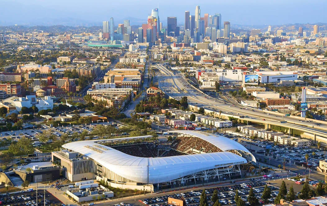 Estádio BMO (Estádio no Parque de Exposições)