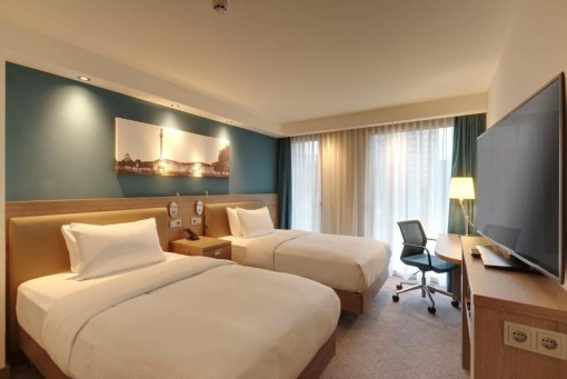 Estugarda - 3* Hampton by Hilton Stuttgart City Centre